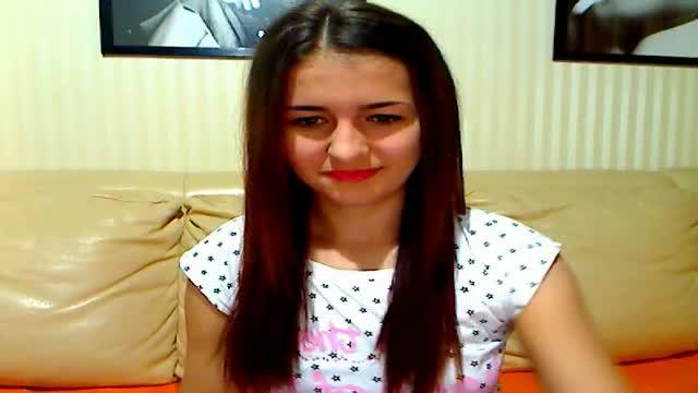 petitelilou porno [2015/11/19 09:30:27]