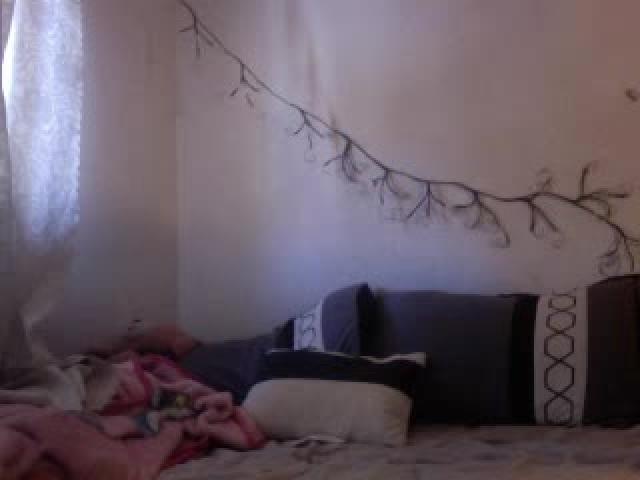 remyneedsxo webcam [2017/01/20 21:34:31]