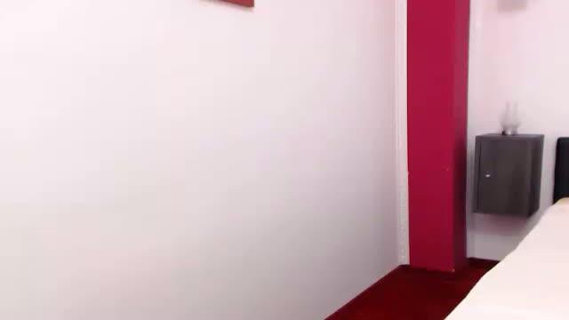 kyliemorgan webcam [2017/01/20 05:30:54]