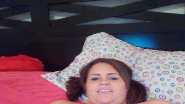 chrissycums27