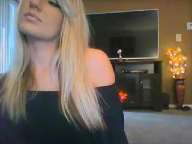 babygirl_01 webcam [2015/10/25 20:45:30]