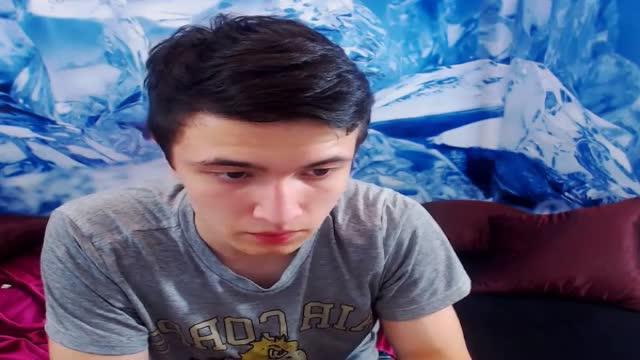 dylanjustcoolguy show [2017/01/28 00:15:53]