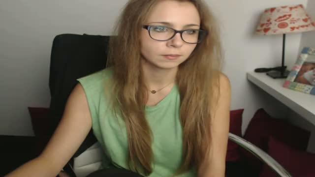 harrie nude [2015/11/23 18:30:59]