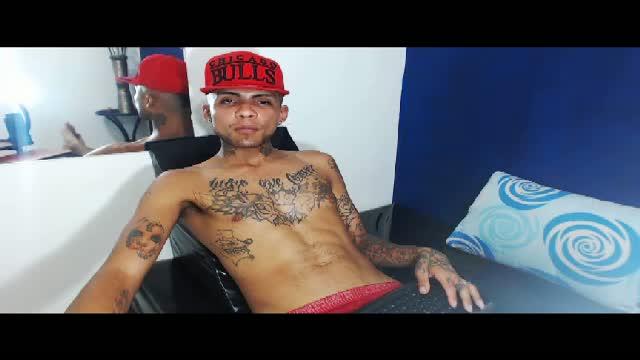 alehot25m