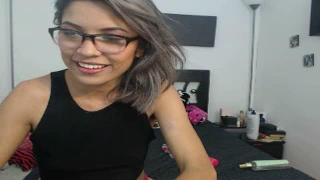 loraine_23 recorded [2015/11/27 21:15:27]