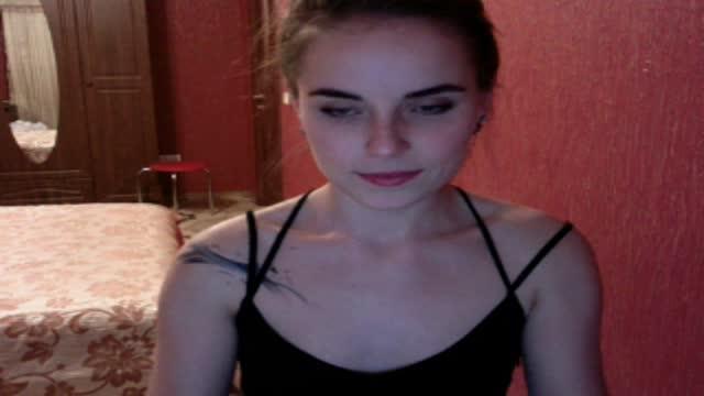 emma_u2 webcam [2016/02/01 19:30:53]