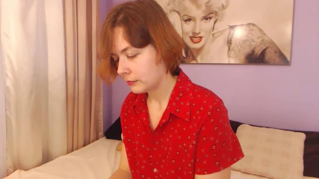 lovelycelinee recorded [2016/10/04 07:10:04]