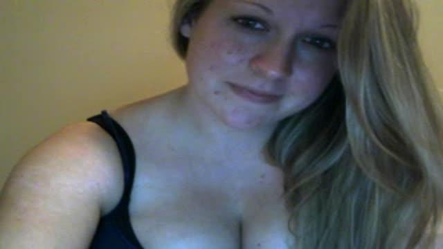 mollymae69 webcam [2015/11/03 01:46:09]