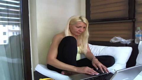 blondyy_ Outdoor Show [2017/05/13 - 15:00:28]