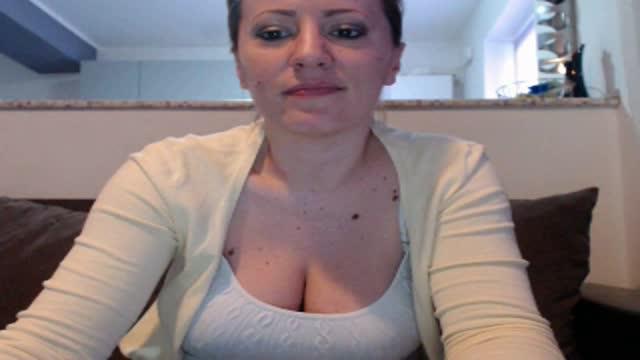 milfkaty show [2016/02/17 11:15:58]