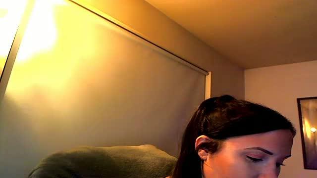 tia_bela recorded [2015/10/09 00:16:17]