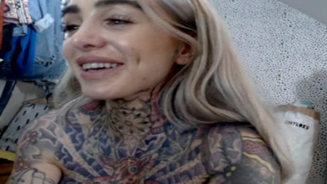 tatkhaleesi recorded [2017/01/18 22:15:27]