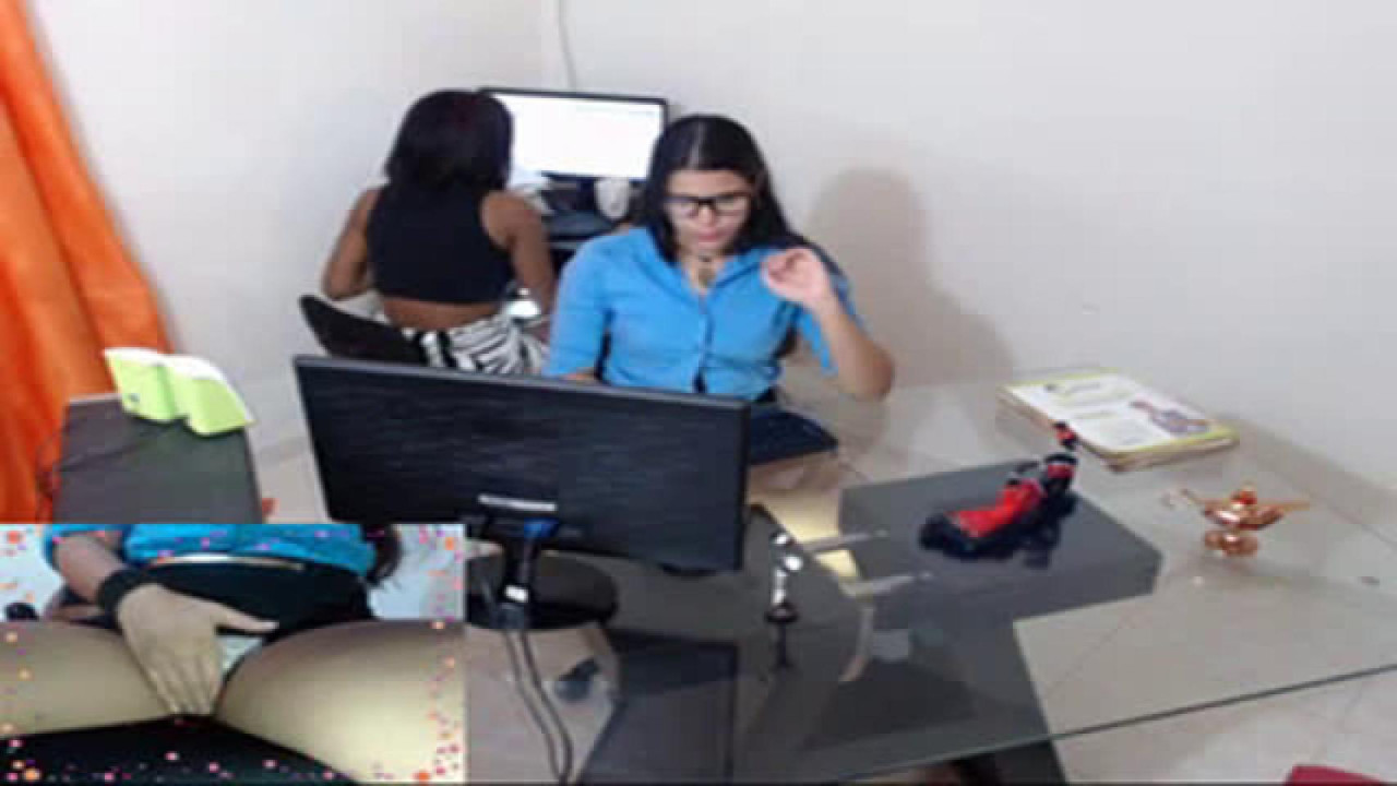 dulcetpaulina Twerking Show [2017/05/02 - 03:30:54]