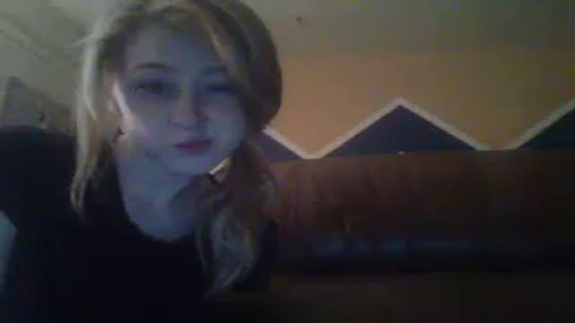 naughtynerd94 naked [2015/06/14 15:30:34]