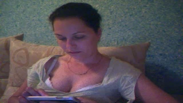 jenni5 webcam [2015/07/04 22:30:53]