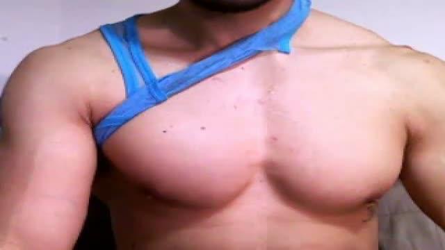 fitdude82 nude [2017/01/22 09:46:45]