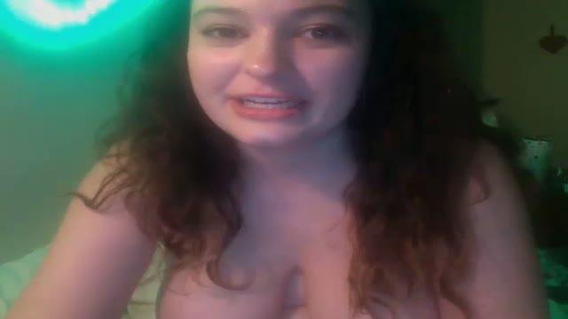 lovelylizx webcam [2017/01/30 05:02:17]