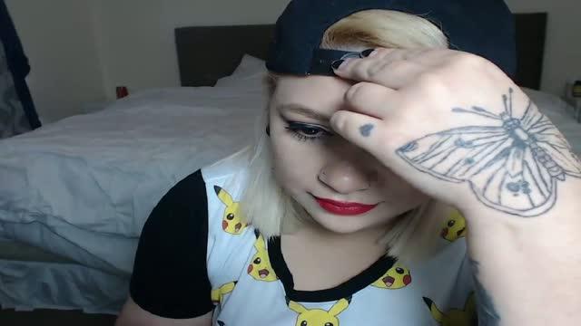 kittenfangz