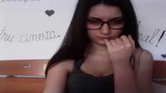 pretty_sweet_girl webcam [2017/01/29 10:18:19]