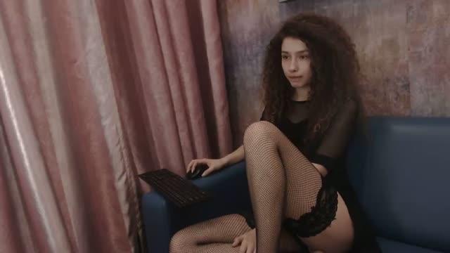 curlyjess