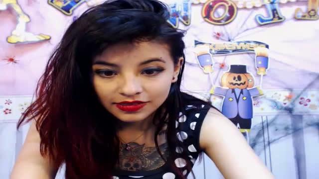 holly_callaway webcam [2016/10/19 16:11:00]