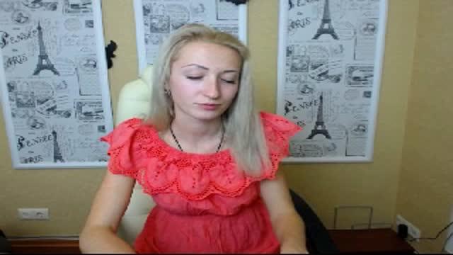 nikkiepop