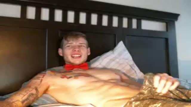 tattedandrippedblonde show [2016/11/22 18:45:31]