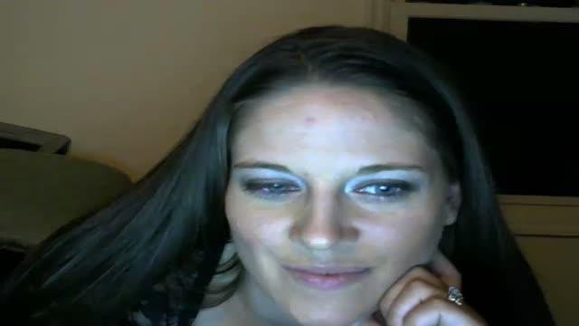 naughtylittlelily webcam [2015/09/20 04:46:32]