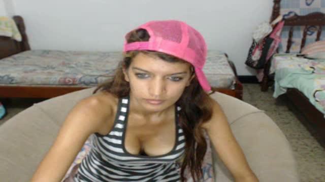 xsexybomb4u naked [2017/01/29 22:36:40]