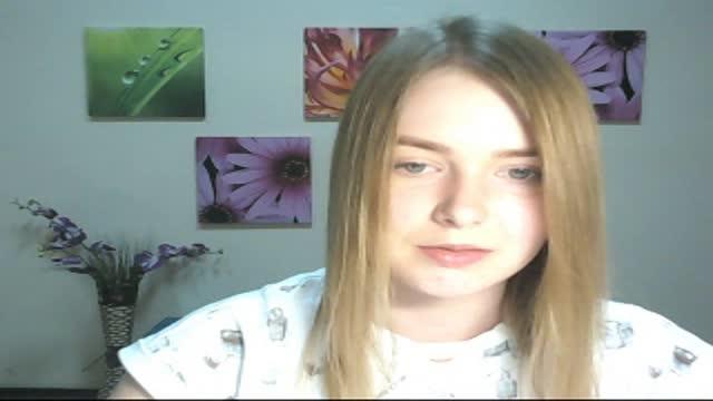 carolinekelly webcam [2017/01/29 17:45:47]