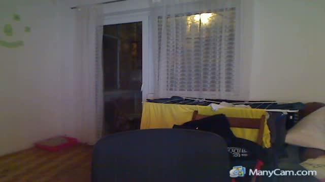 lovelycat24 webcam [2015/11/21 23:31:22]