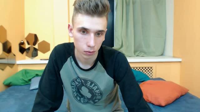 skinnytwink4y0u webcam [2015/11/03 11:30:27]