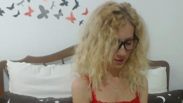 dollyhellen recorded [2015/11/04 15:45:53]