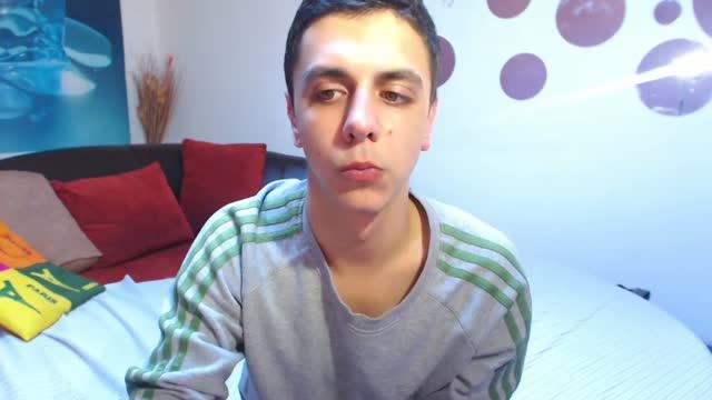 4umallyn video [2015/11/19 20:45:53]