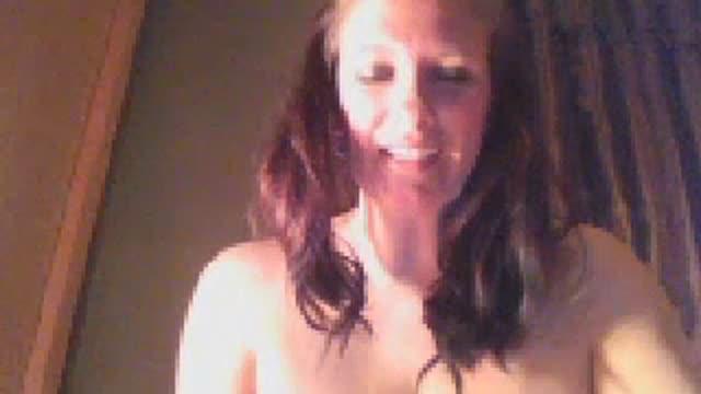 naughtyhousewife84