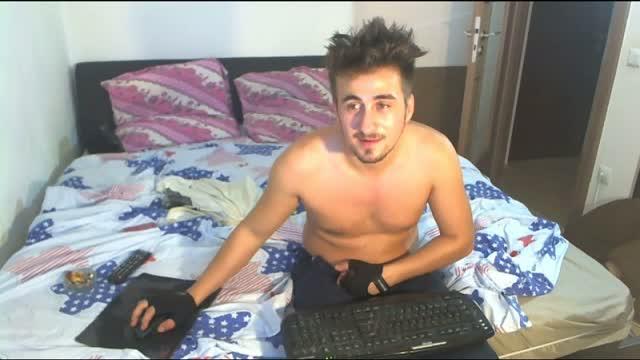 reallove31 webcam [2015/11/18 23:15:27]