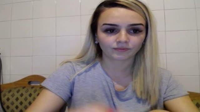 ugly_love webcam [2017/01/29 02:45:53]