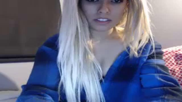 prettylittleangel46 webcam [2015/08/26 02:34:11]