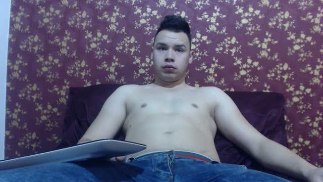 strongmasterxl naked [2015/11/21 05:31:08]