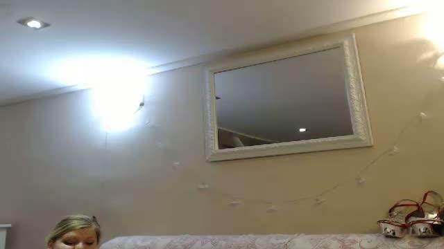 bustykitty90