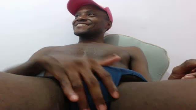 cockhornyx webcam [2015/08/05 23:31:06]