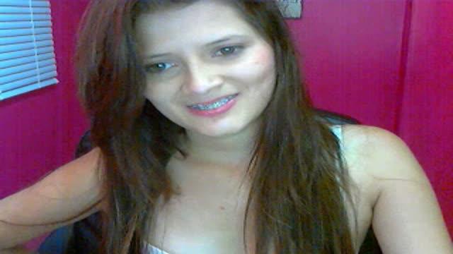 lizz_doll_ webcam [2015/08/03 03:00:53]