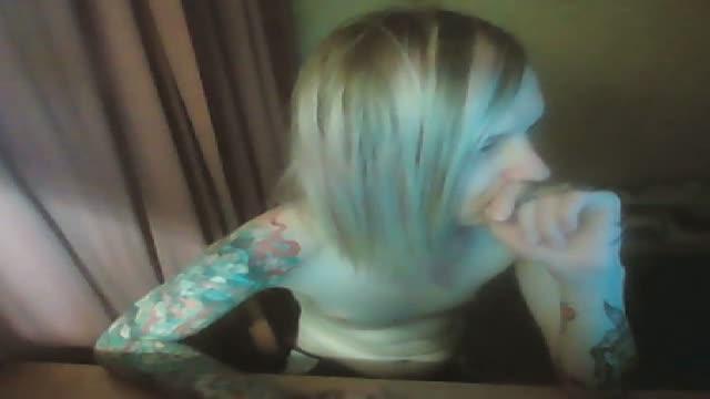 bortn1que naked [2015/07/14 05:01:22]