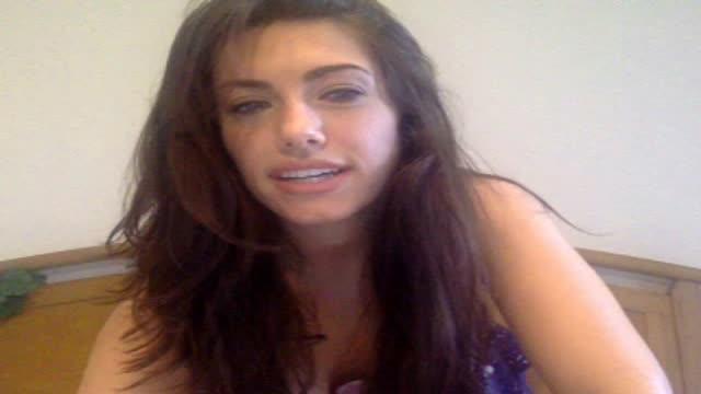 natashaoakley recorded [2015/06/23 21:32:28]