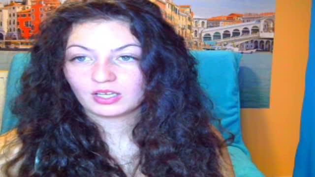 kamilla_moss cam [2015/07/15 06:00:27]