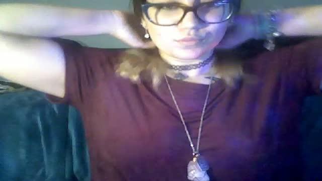 ladymagick webcam [2017/02/01 03:31:57]