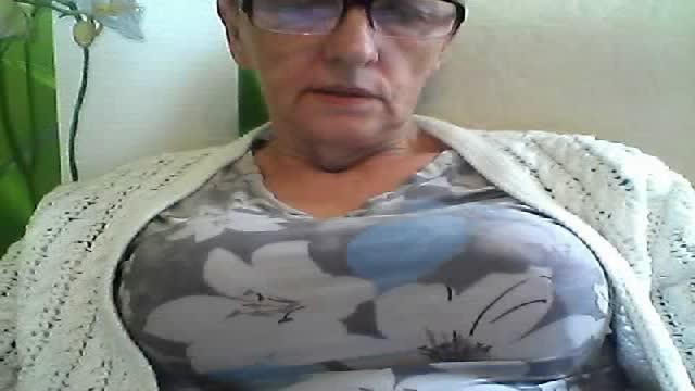 melania_40
