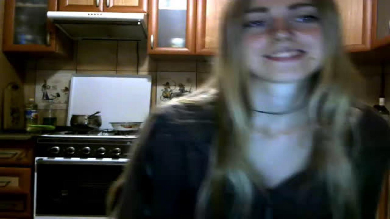 happy_blond