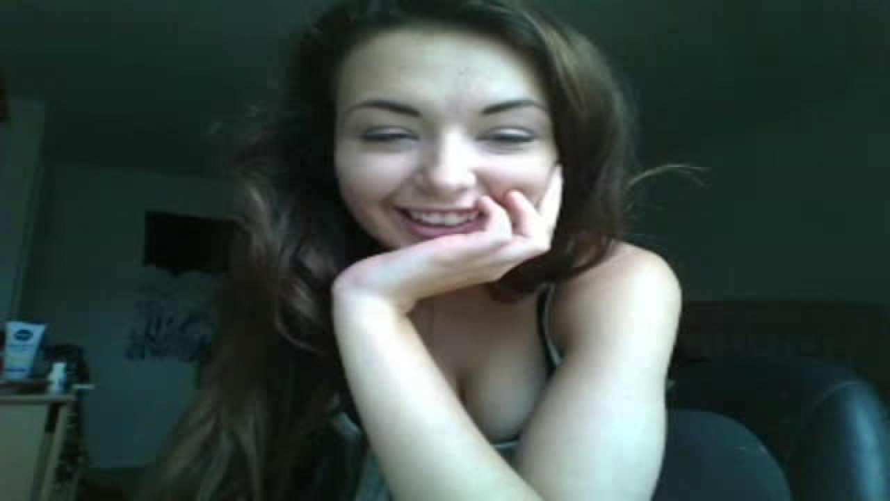 magicmoans Rare Webcam [2017/09/18 20:41:01]