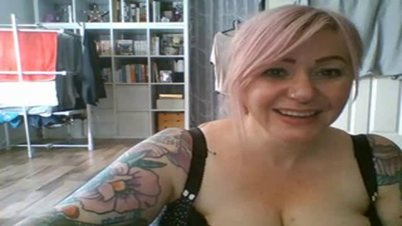 inkedpops MFC Webcam [2017/10/28 11:11:13]